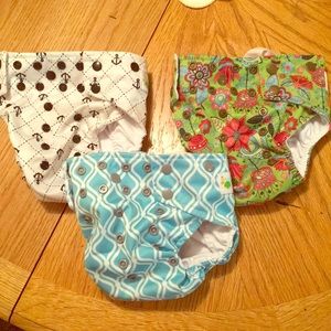 3 glow bug clothe diaper- one size